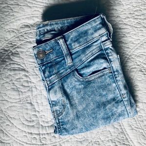 American Eagle Outfitters new acid wash size 00sh.